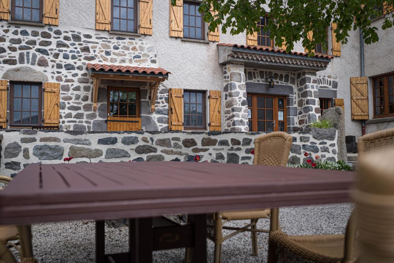 Maison D'Hote La Grange Aux Ayres Olloix Eksteriør billede